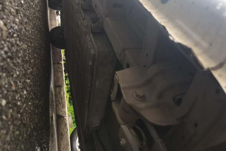 Used CHANGAN KUAYUE Starlight EV 2025 Model 3-Passenger Van, 305 km, Comfort Edition Chassis Rear Left