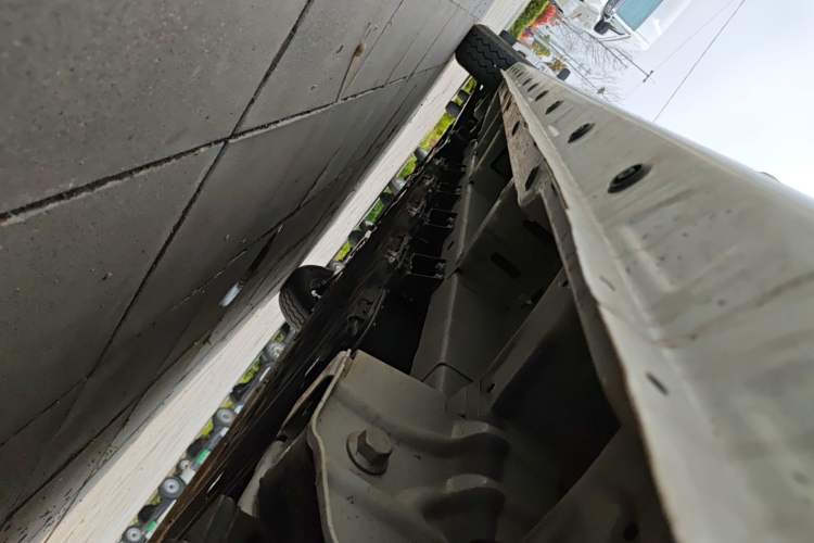 Used CHANGAN KUAYUE Starlight EV 2025 Model 3-Passenger Van, 305 km, Smart Driving Edition Chassis Rear Left