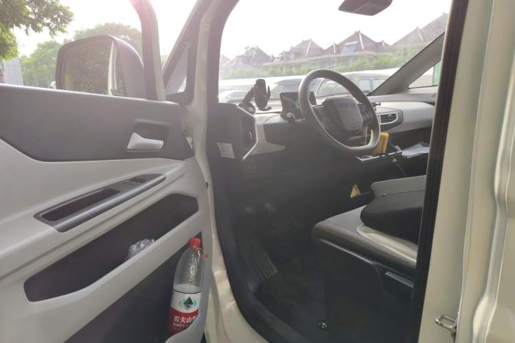 Used CHANGAN KUAYUE Starlight EV 2025 Model 300 km Fast-Charging Comfort Edition—Van Driver Seat