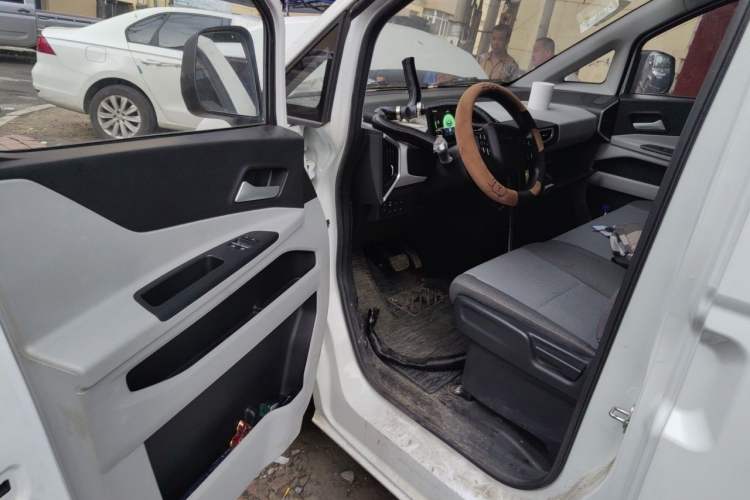 Used CHANGAN KUAYUE Starlight EV 2025 Model 300 km Fast-Charging Comfort Edition—Van Driver Seat