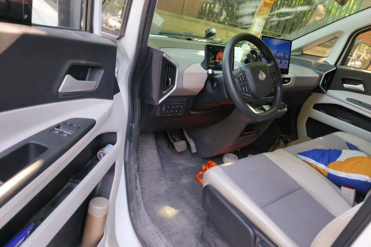 Used CHANGAN KUAYUE Starlight EV 2025 Model 7-Passenger Passenger Vehicle, 300 km, Luxury Edition Driver Seat