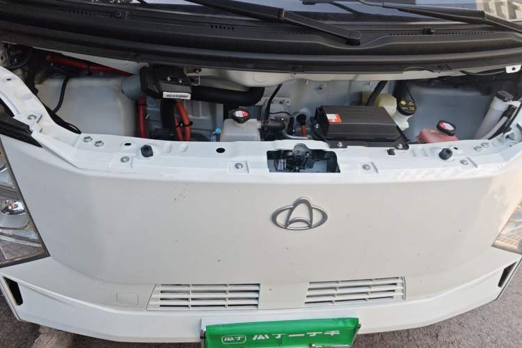 Used CHANGAN KUAYUE Starlight EV 2025 Model 7-Passenger Passenger Vehicle, 350 km, Comfort Edition Engine Bay