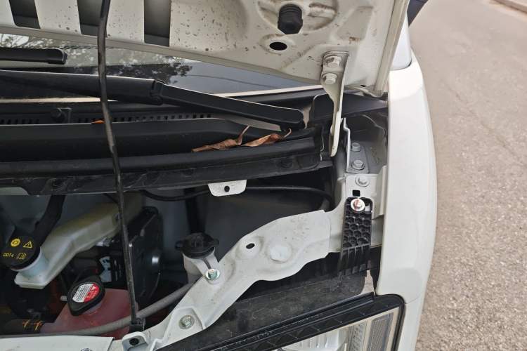 Used CHANGAN KUAYUE Starlight EV  Engine Bay Left