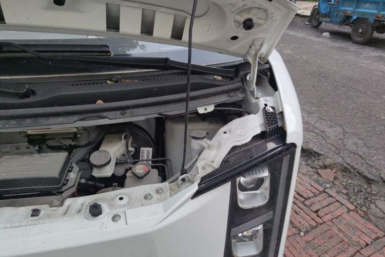 Used CHANGAN KUAYUE Starlight EV 2025 Model 300 km Fast-Charging Comfort Edition—Van Engine Bay Left