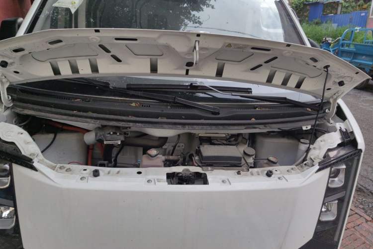Used CHANGAN KUAYUE Starlight EV 2025 Model 300 km Fast-Charging Comfort Edition—Van Engine Bay