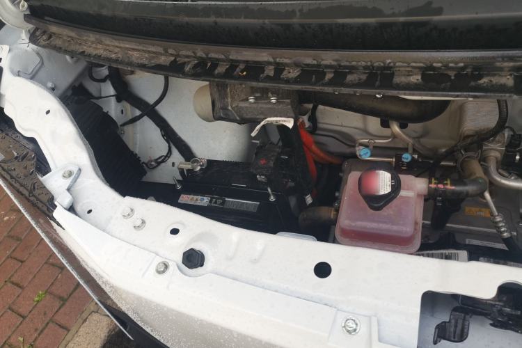 Used CHANGAN KUAYUE Starlight EV 2025 Model 3-Passenger Van, 305 km, Comfort Edition Engine Bay Right