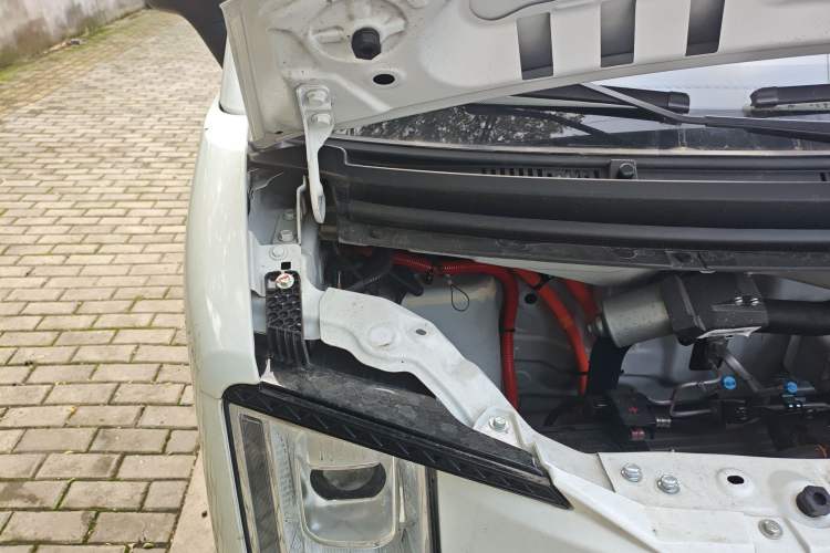 Used CHANGAN KUAYUE Starlight EV  Engine Bay Right