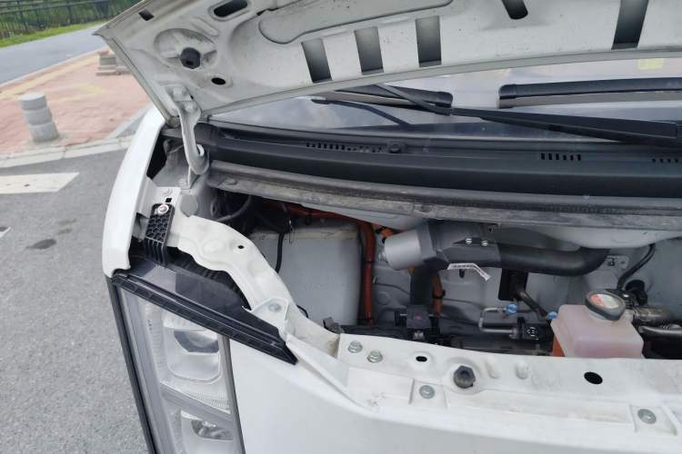 Used CHANGAN KUAYUE Starlight EV 2025 Model 7-Passenger Passenger Vehicle, 350 km, Luxury Edition Engine Bay Right