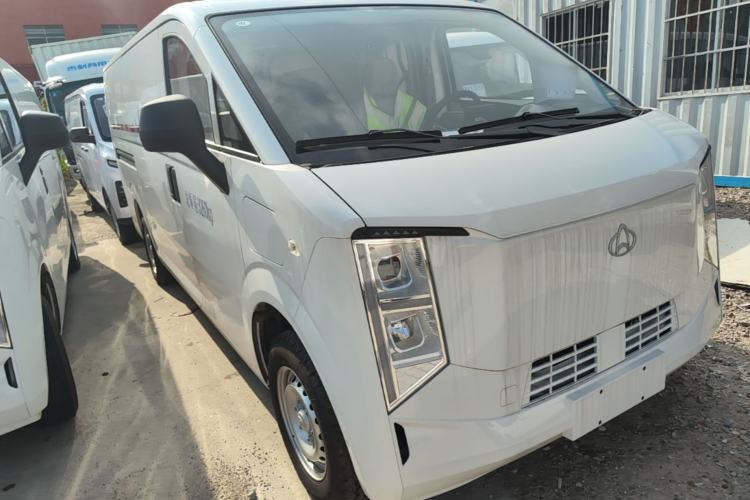 Used CHANGAN KUAYUE Starlight EV 2025 Model 3-Passenger Van, 300 km, Comfort Edition Exterior 1