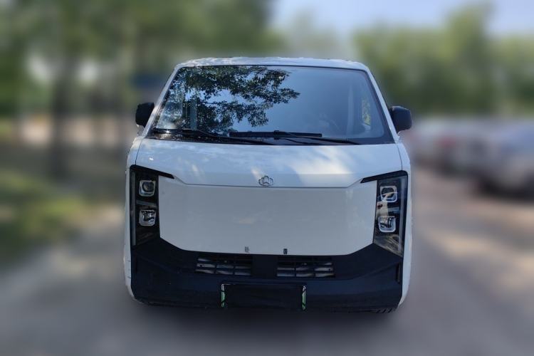 Used CHANGAN KUAYUE Starlight EV 2025 Model 3-Passenger Van, 305 km, Luxury Edition Front