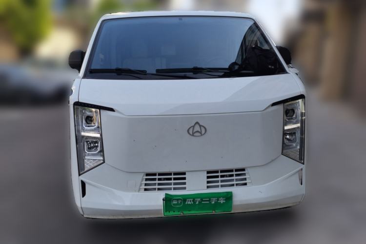 Used CHANGAN KUAYUE Starlight EV 2025 Model 3-Passenger Van, 350 km, Comfort Edition Front