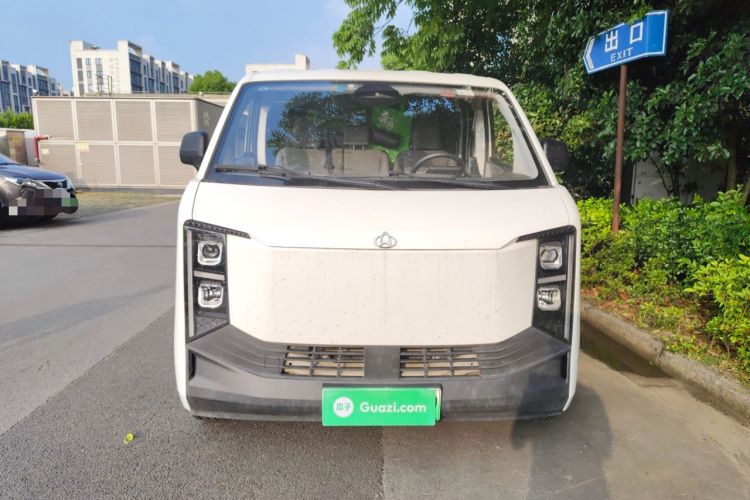 Used CHANGAN KUAYUE Starlight EV 2025 Model 300 km Fast-Charging Comfort Edition—Van Front