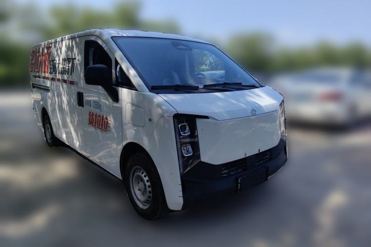 Used CHANGAN KUAYUE Starlight EV 2025 Model 3-Passenger Van, 305 km, Luxury Edition Front Right 45 Deg