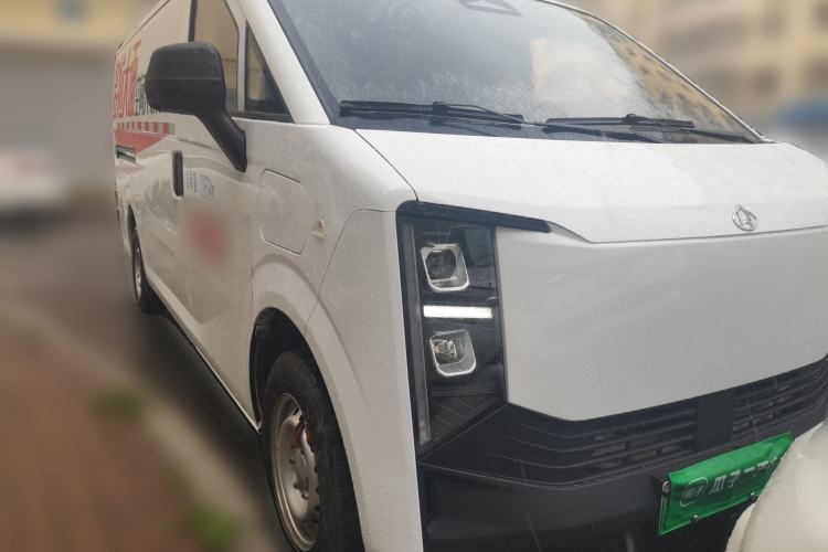 Used CHANGAN KUAYUE Starlight EV 2025 Model 3-Passenger Van, 305 km, Comfort Edition Front Right 45 Deg