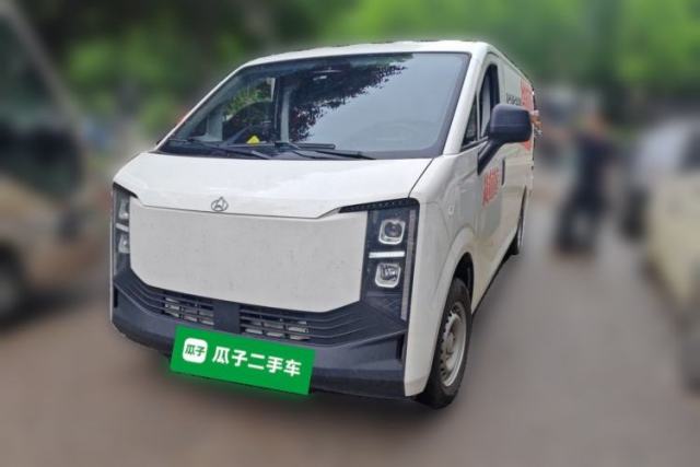 Used CHANGAN KUAYUE Starlight EV 2025 Model 3-Passenger Van, 305 km, Comfort Edition