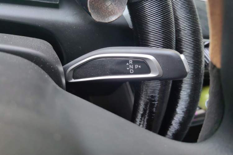 Used CHANGAN KUAYUE Starlight EV 2025 Model 300 km Fast-Charging Comfort Edition—Van Gear Lever