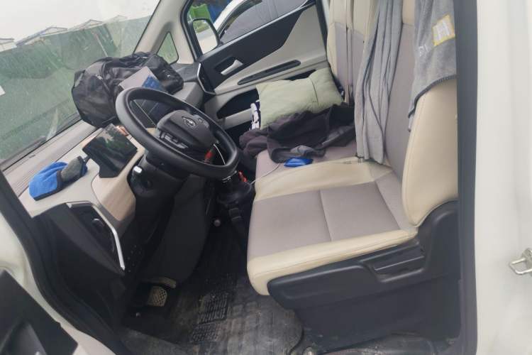Used CHANGAN KUAYUE Starlight EV 2025 Model 3-Passenger Van, 350 km, Luxury Edition Left Front Seat