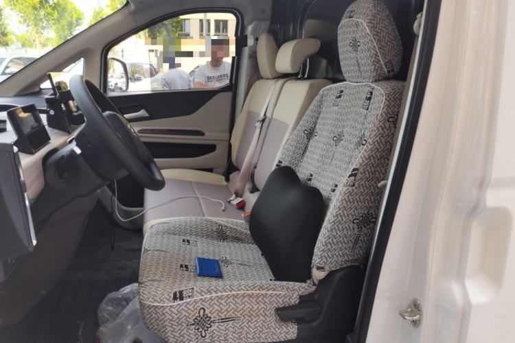 Used CHANGAN KUAYUE Starlight EV 2025 Model 3-Passenger Van, 350 km, Comfort Edition Left Front Seat