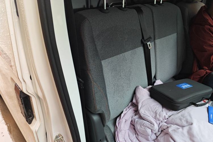 Used CHANGAN KUAYUE Starlight EV 2025 Model 3-Passenger Van, 305 km, Comfort Edition Left Rear Seat