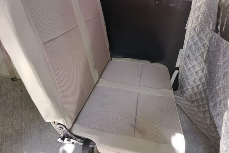 Used CHANGAN KUAYUE Starlight EV 2025 Model 7-Passenger Passenger Vehicle, 300 km, Luxury Edition Left Rear Seat