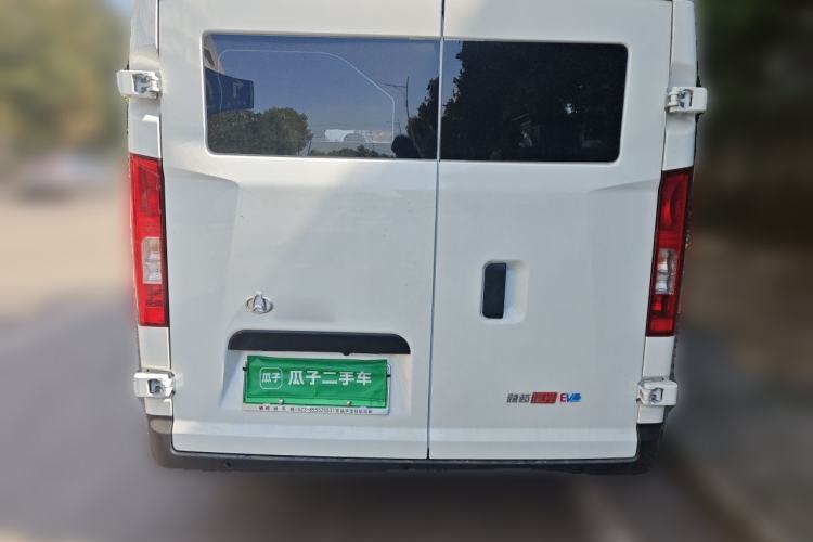 Used CHANGAN KUAYUE Starlight EV 2025 Model 7-Passenger Passenger Vehicle, 350 km, Comfort Edition Rear