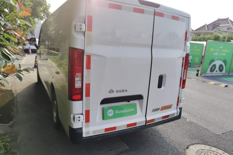 Used CHANGAN KUAYUE Starlight EV 2025 Model 300 km Fast-Charging Comfort Edition—Van Rear Left 45 Deg