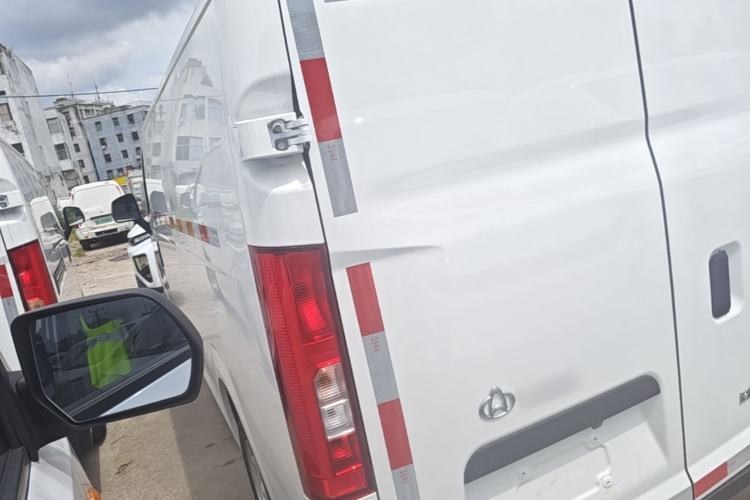 Used CHANGAN KUAYUE Starlight EV 2025 Model 3-Passenger Van, 305 km, Comfort Edition Rear Left 45 Deg