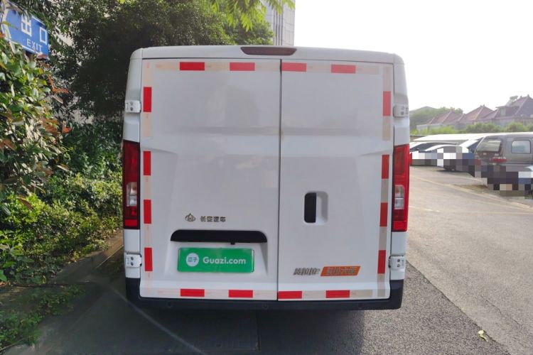 Used CHANGAN KUAYUE Starlight EV 2025 Model 300 km Fast-Charging Comfort Edition—Van Rear