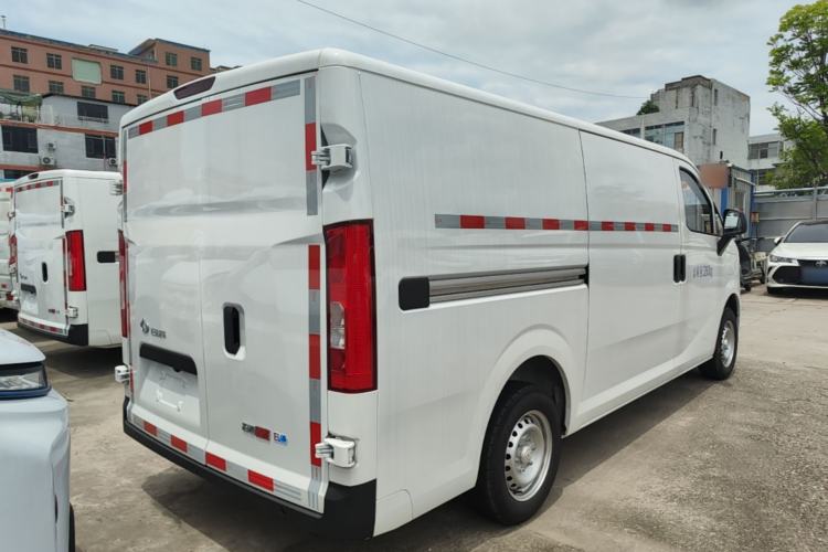 Used CHANGAN KUAYUE Starlight EV 2025 Model 3-Passenger Van, 305 km, Comfort Edition Rear Right 45 Deg