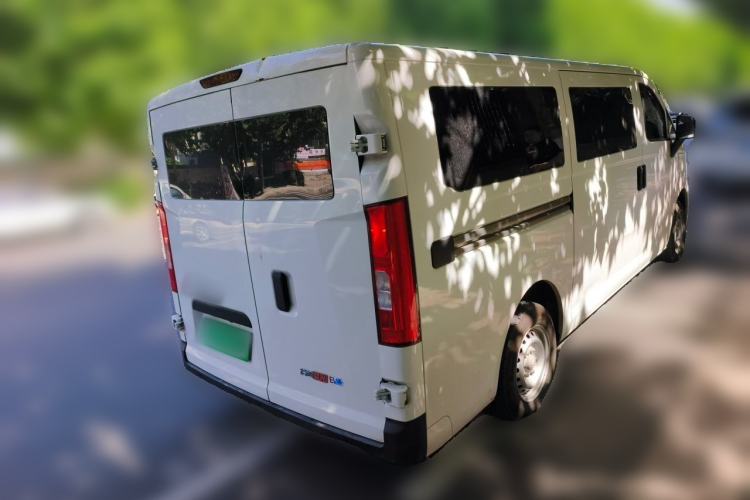 Used CHANGAN KUAYUE Starlight EV 2025 Model 7-Passenger Passenger Vehicle, 300 km, Luxury Edition Rear Right 45 Deg
