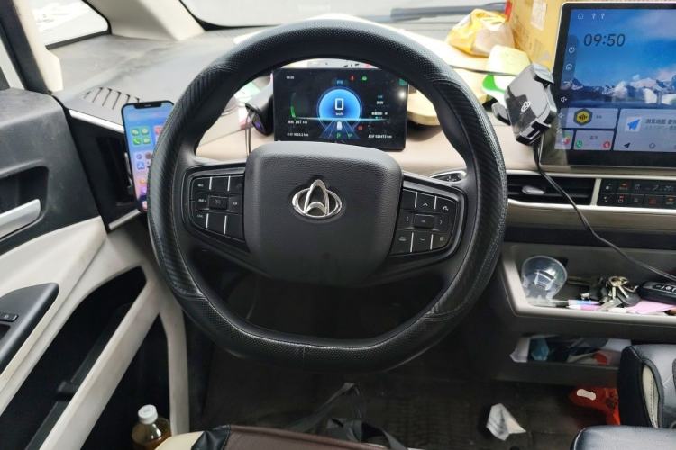 Used CHANGAN KUAYUE Starlight EV 2025 Model 7-Passenger Passenger Vehicle, 350 km, Luxury Edition Steering Wheel