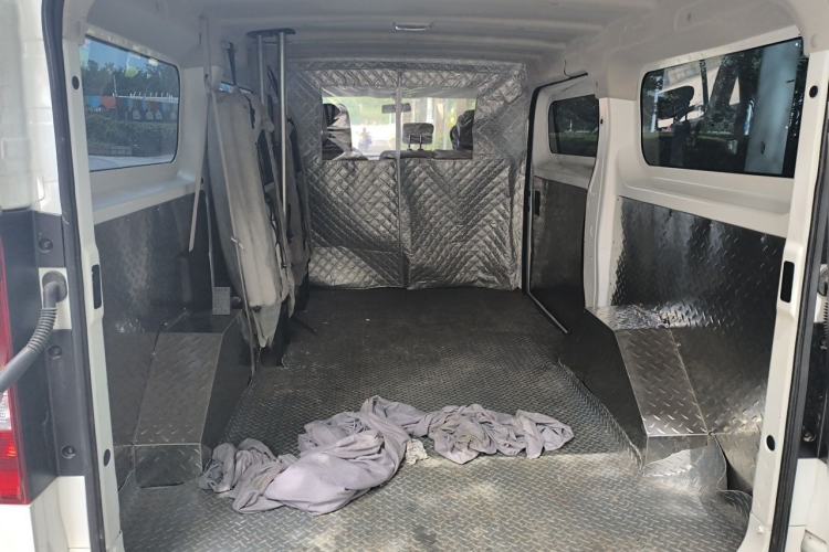 Used CHANGAN KUAYUE Starlight EV 2025 Model 7-Passenger Passenger Vehicle, 350 km, Comfort Edition Trunk