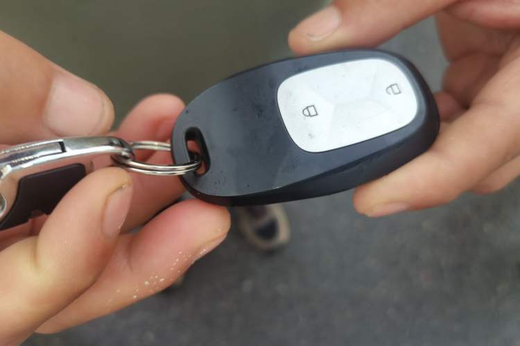 Used CHANGAN KUAYUE Starlight EV 2025 Model 3-Passenger Van, 305 km, Comfort Edition Vehicle Key