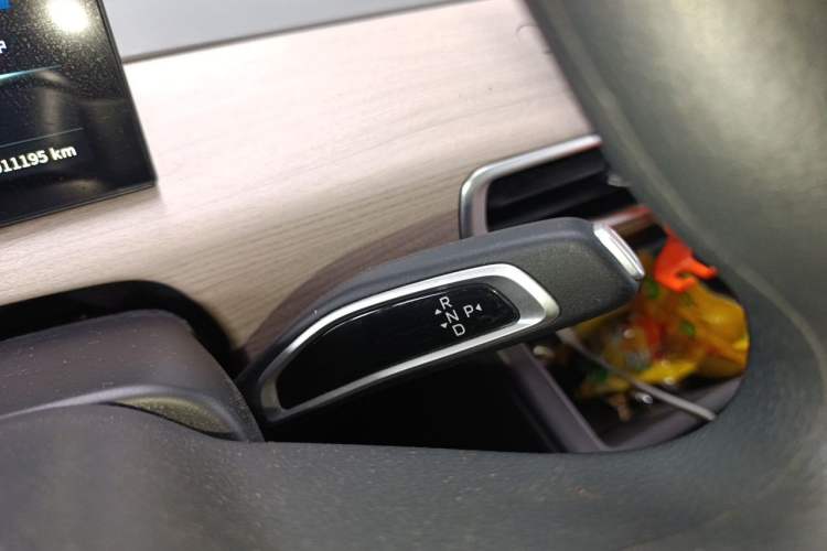 Used CHANGAN KUAYUE Starlight EV 2026 Model 7-Passenger Passenger Vehicle—470km Luxury Version Gear Lever