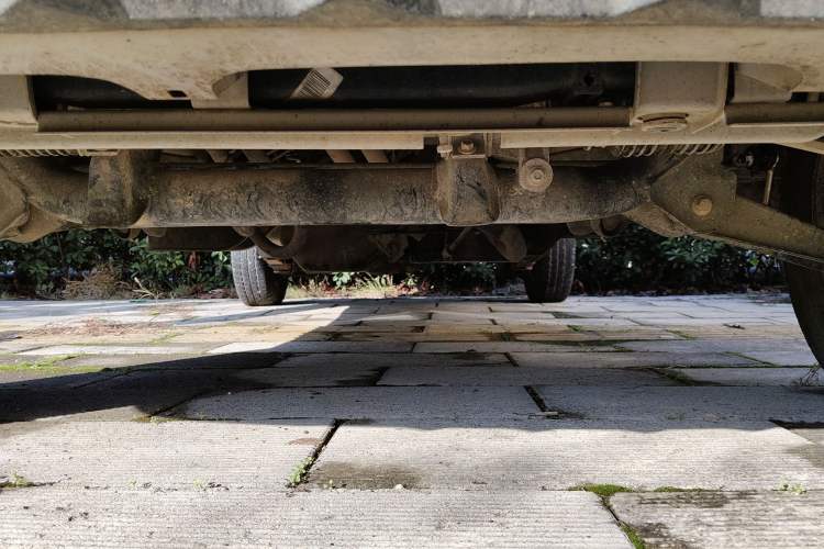 Used CHANGAN KUAYUE V3 2016 1.2L Passenger Vehicle DK12-10 Chassis Front