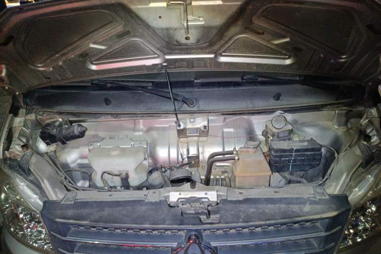 Used CHANGAN KUAYUE V3 2017 1.2L Box-Type Truck DK12-10 Engine Bay