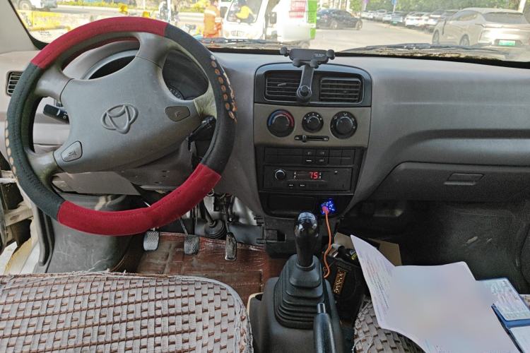 Used CHANGAN KUAYUE V3 2017 1.2L Box-Type Truck DK12-10 Center Console