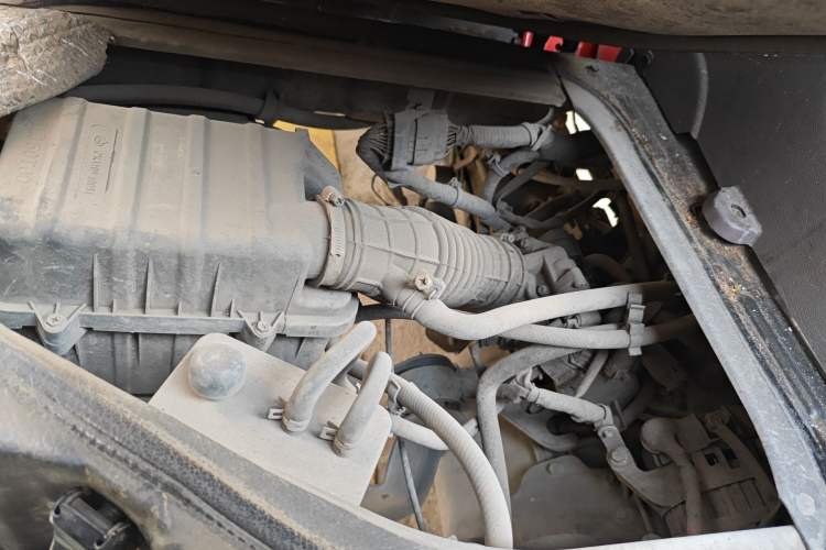 Used CHANGAN KUAYUE V3 2017 1.2L Box-Type Truck DK12-10 Engine Bay Right