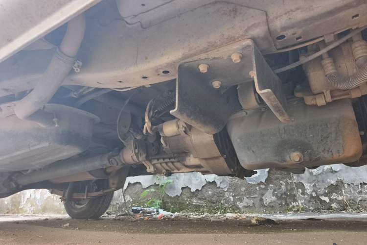 Used CHANGAN KUAYUE V3 2017 1.2L Box-Type Truck DK12-10 Chassis Front Right