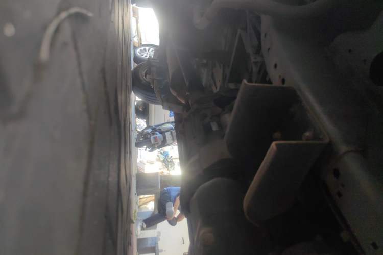 Used CHANGAN KUAYUE V3 2017 1.2L Box-Type Truck DK12-10 Chassis Front Right