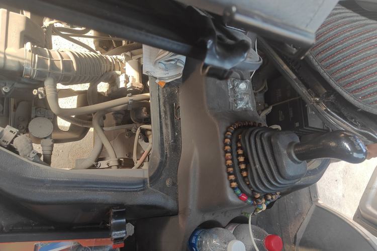 Used CHANGAN KUAYUE V3 2017 1.2L Box-Type Truck DK12-10 Engine Bay