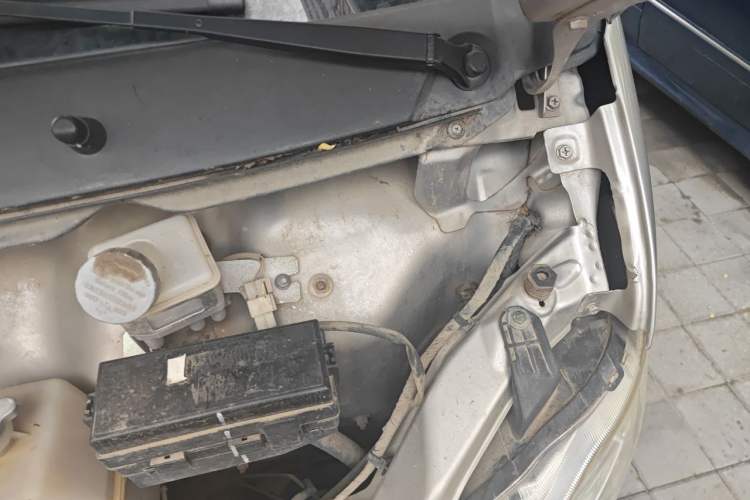 Used CHANGAN KUAYUE V3 2017 1.2L Box-Type Truck DK12-10 Engine Bay Left
