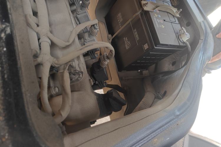 Used CHANGAN KUAYUE V3 2017 1.2L Box-Type Truck DK12-10 Engine Bay Left