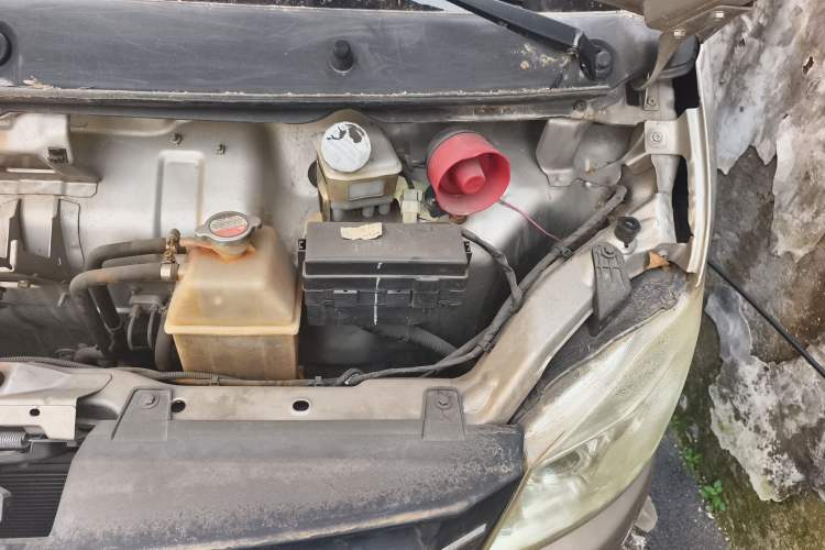 Used CHANGAN KUAYUE V3 2017 1.2L Box-Type Truck DK12-10 Engine Bay Left