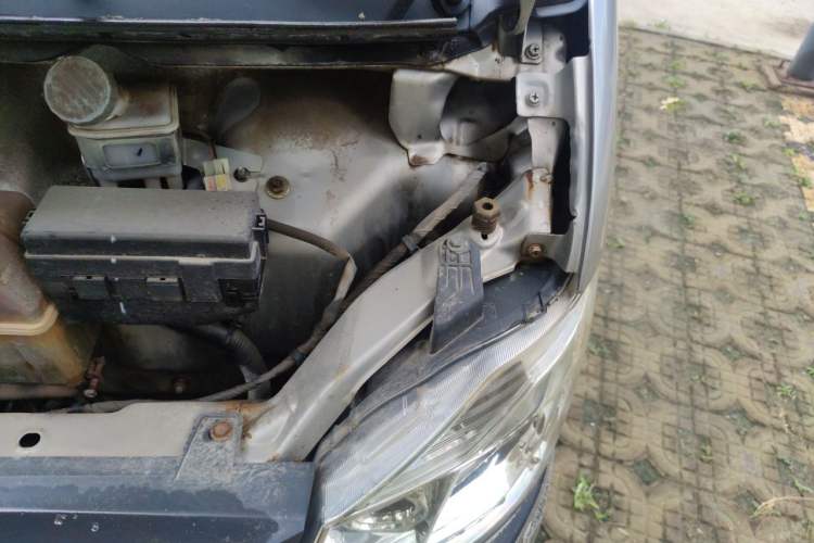 Used CHANGAN KUAYUE V3 2017 1.2L Box-Type Truck DK12-10 Engine Bay Left