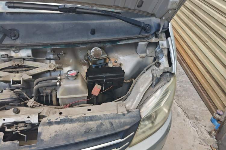 Used CHANGAN KUAYUE V3 2017 1.2L Box-Type Truck DK12-10 Engine Bay Left