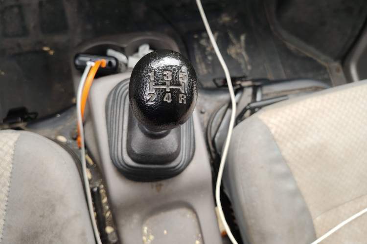 Used CHANGAN KUAYUE V3 2017 1.2L Box-Type Truck DK12-10 Gear Lever