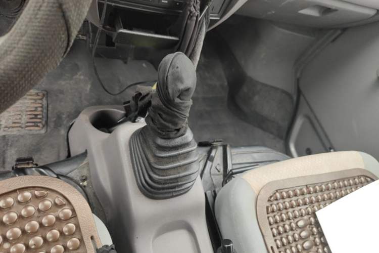 Used CHANGAN KUAYUE V3 2017 1.2L Passenger Vehicle DK12-10 Gear Lever