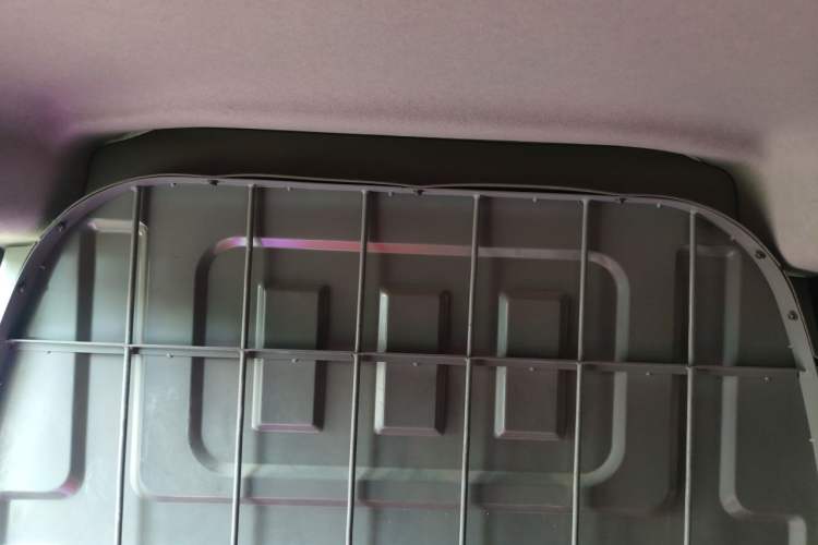 Used CHANGAN KUAYUE V3 2017 1.2L Box-Type Truck DK12-10 Headliner