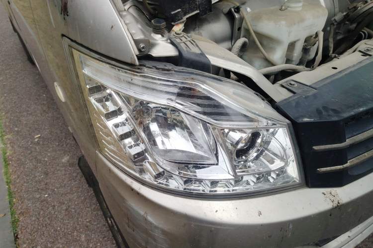 Used CHANGAN KUAYUE V3 2017 1.2L Box-Type Truck DK12-10 Right Front Headlight